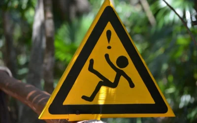 Fall Prevention Checklist for Seniors Living Alone With Knee Replacement 2026