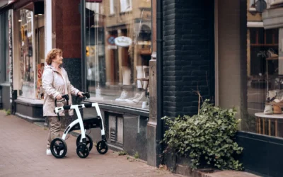 Walker vs Rollator for Knee Replacement: 2026 Guide for Seniors