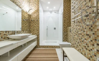How to Choose a Shower Bench for Seniors If You Have a Bad Back: 2026 Guide