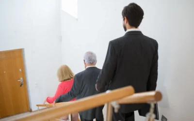 How to Choose a Stair Lift for 4’11” Seniors in 2026: Fit & Safety Guide