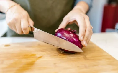 Cutting Board vs Shower Chair for Elderly Independence in 2026