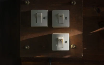 7 Simpler Alternatives to a Large-Button Smart Light Switch for Seniors with Dementia