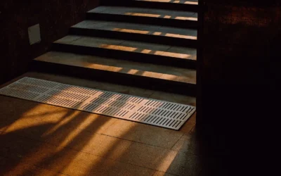 8 Simpler Alternatives to a Threshold Ramp for Seniors Recovering From Hip Replacement