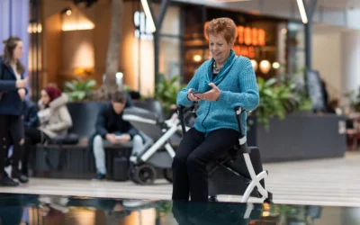 Rollator Walkers With Seats We Recommend for Tall Seniors in 2026